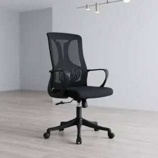 Black Base Executive Chair